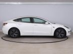Tesla Model 3 - fotka číslo 5