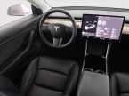 Tesla Model 3 - fotka číslo 6