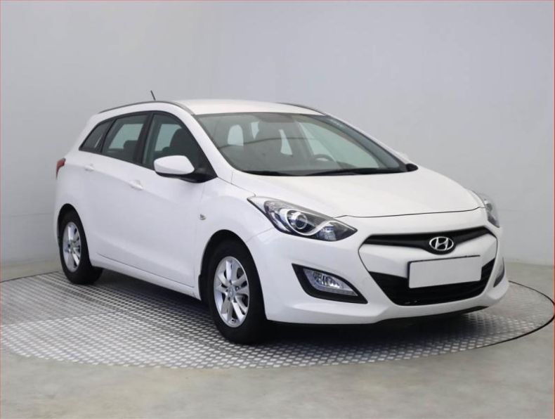 Hyundai i30 - hlavní foto