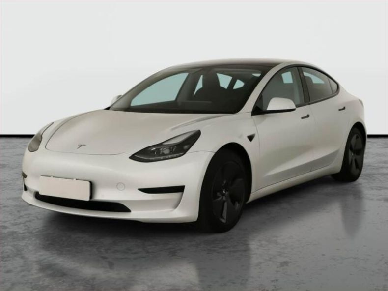 Tesla Model 3 - hlavní fotka