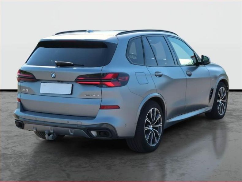 BMW X5 - hlavní fotka