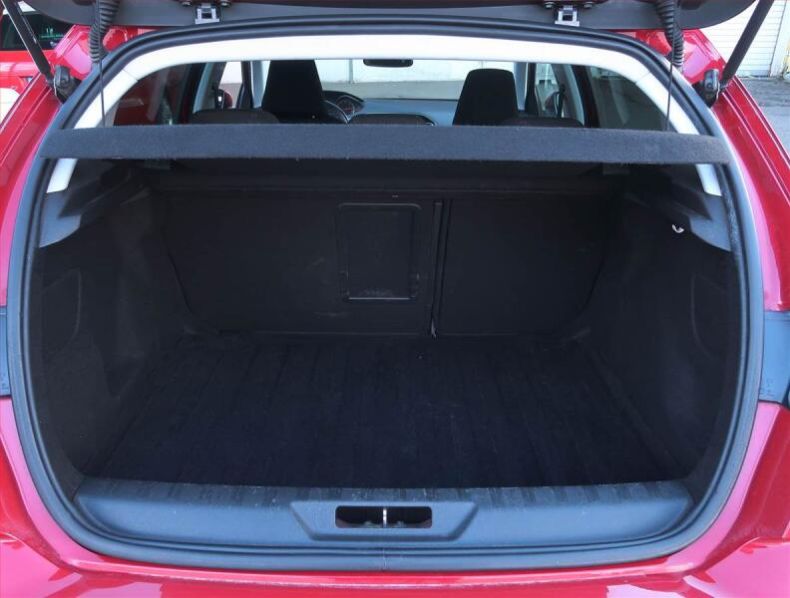 Peugeot 308 - hlavní fotka