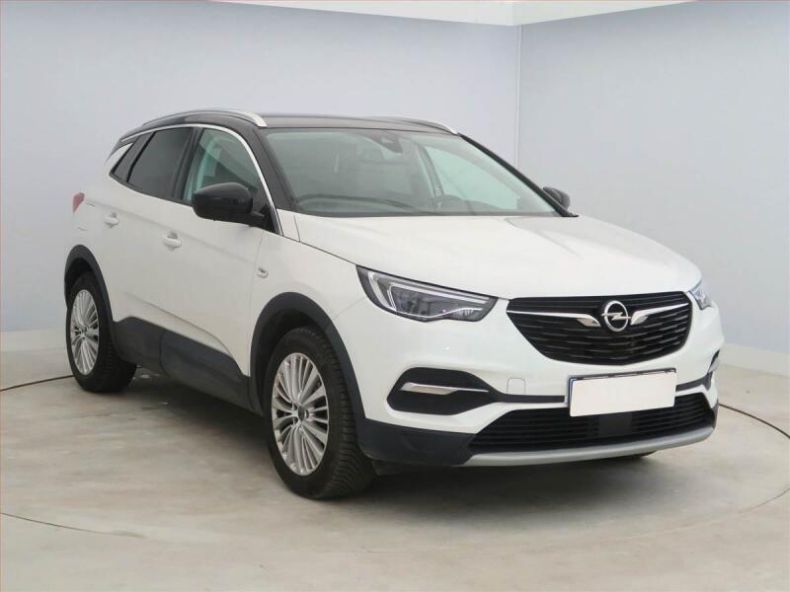 Opel Grandland X - hlavní fotka