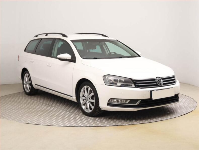 Volkswagen Passat - hlavní foto