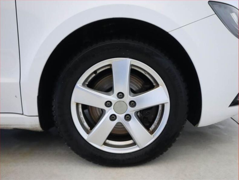 Škoda Superb - hlavní fotka