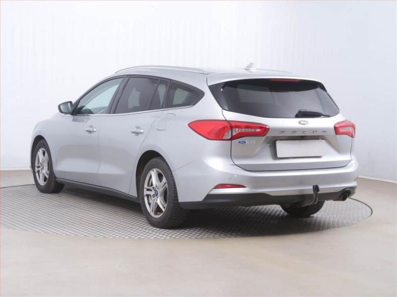 Ford Focus - hlavní fotka