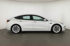 Tesla Model 3 - fotka číslo 5