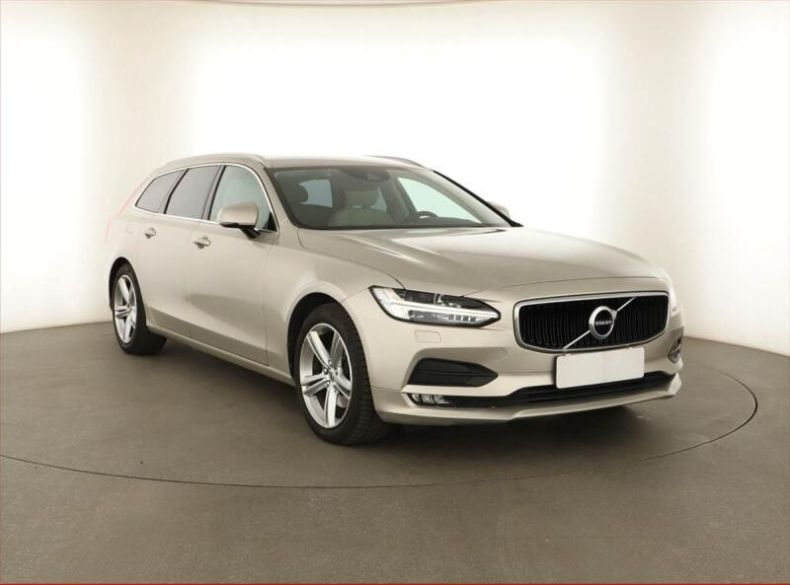 Volvo V90 - hlavní fotka inzerátu