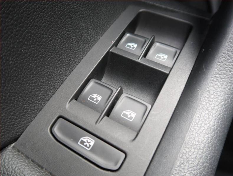 Škoda Octavia - hlavní fotka