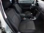 Toyota Avensis - fotka číslo 6