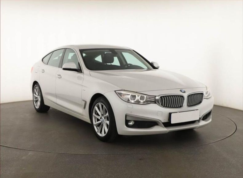 BMW Řada 3 - hlavní foto