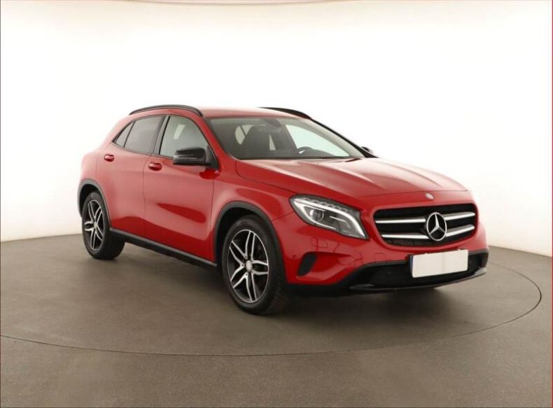 Mercedes Třída GLA - hlavní foto