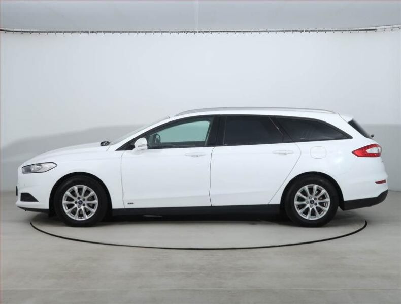 Ford Mondeo - hlavní fotka