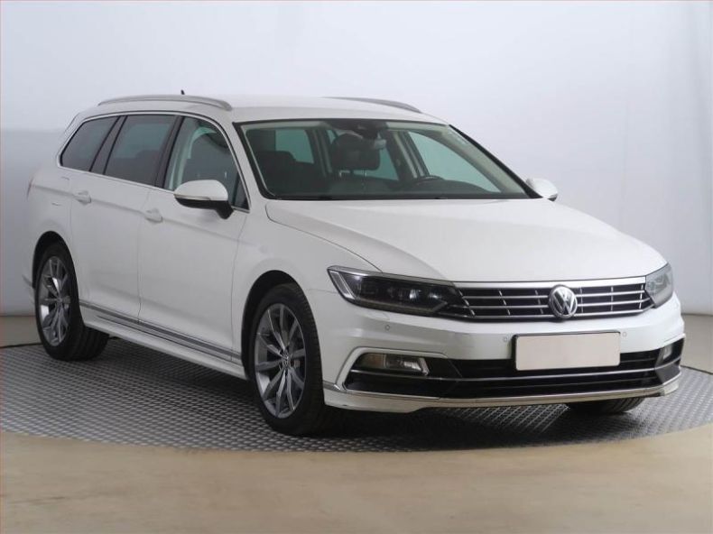 Volkswagen Passat - hlavní foto