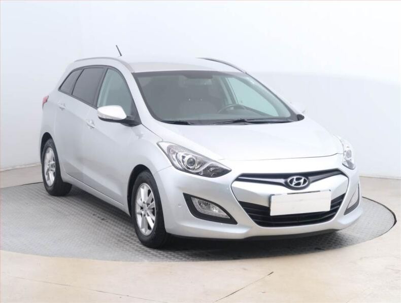 Hyundai i30 - hlavní foto