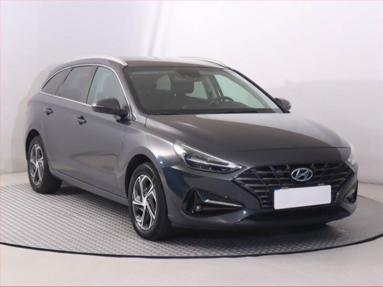 Hyundai i30 - hlavní foto