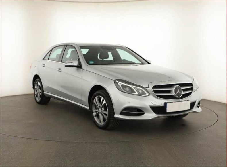 Mercedes Třída E - hlavní foto