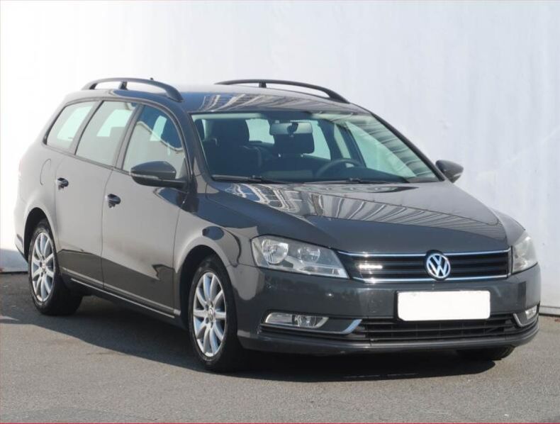 Volkswagen Passat - hlavní fotka inzerátu