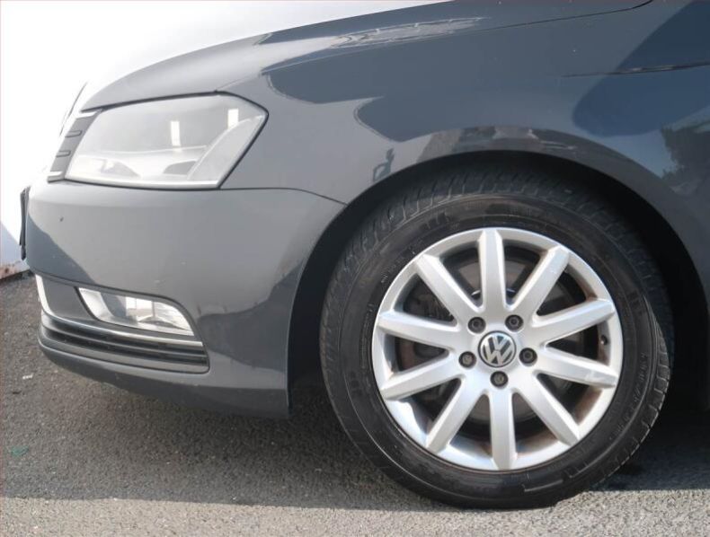Volkswagen Passat - hlavní fotka