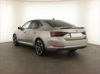 Škoda Superb - fotka číslo 3