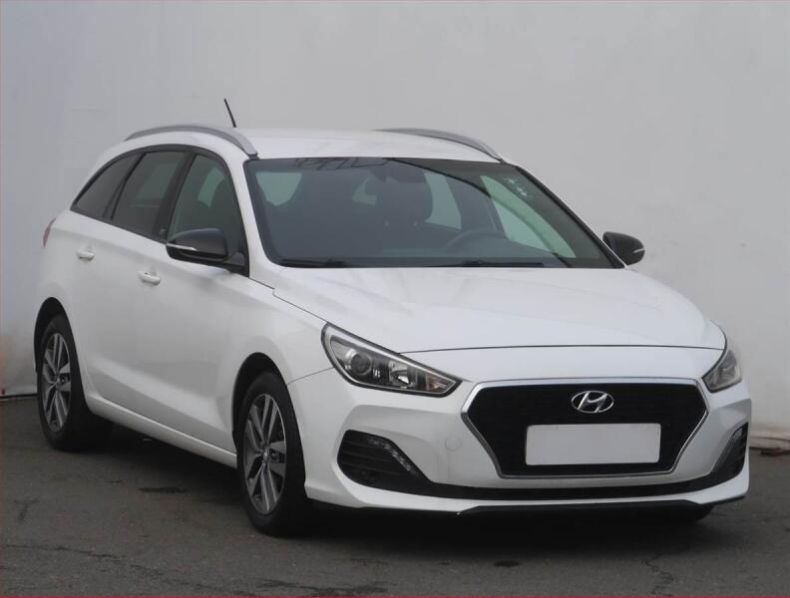 Hyundai i30 - hlavní foto