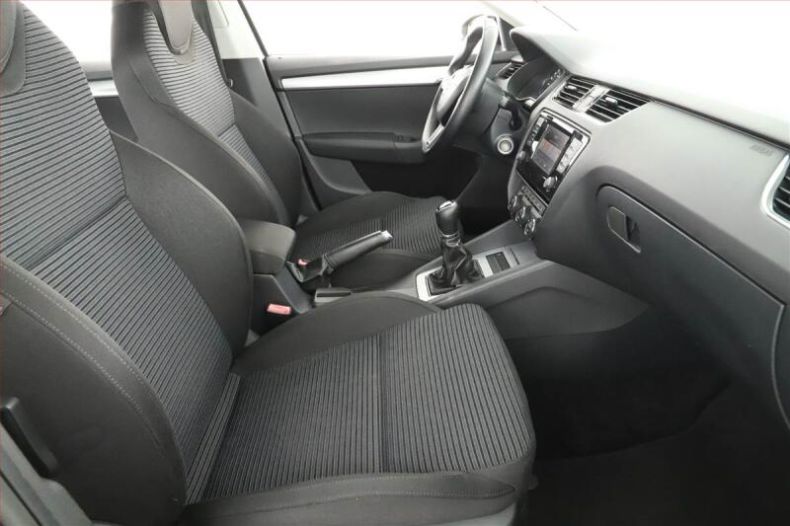 Škoda Octavia - hlavní fotka