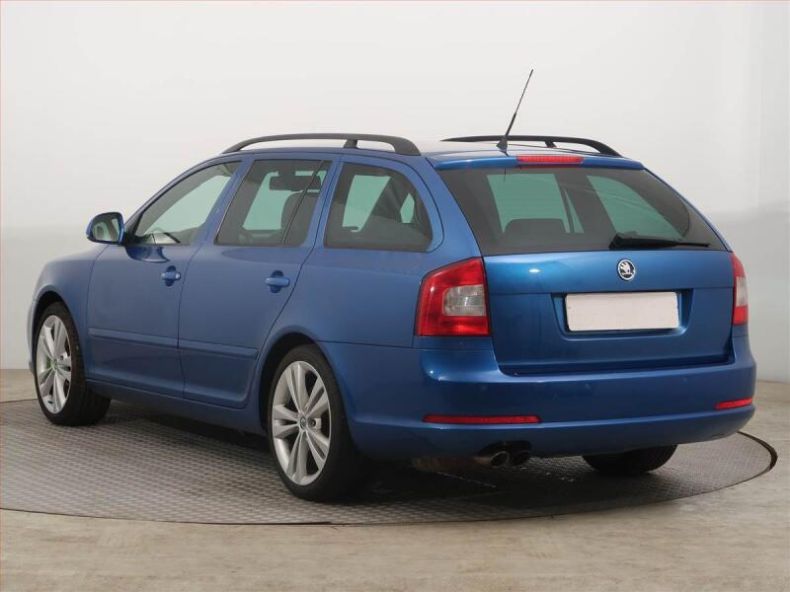 Škoda Octavia - hlavní fotka