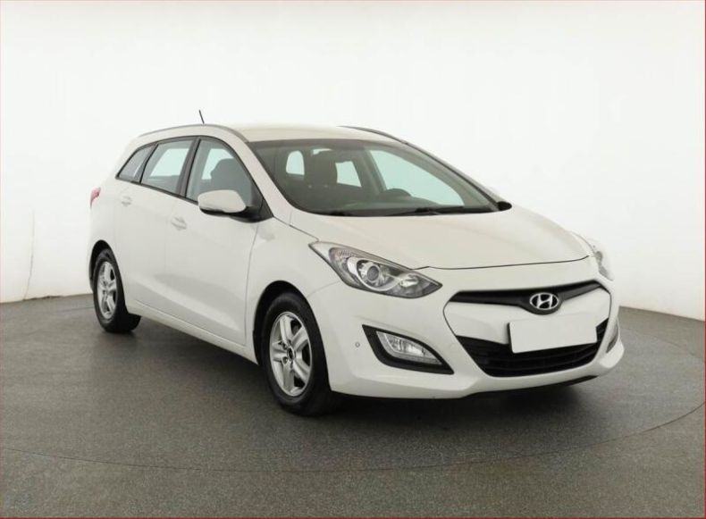 Hyundai i30 - hlavní foto