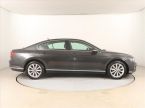 Volkswagen Passat - fotka číslo 5