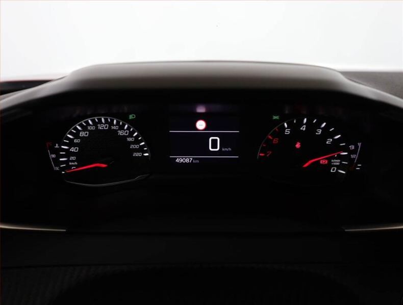 Peugeot 2008 - hlavní fotka