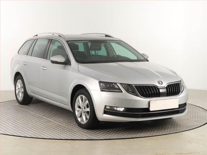 Škoda Octavia - hlavní foto