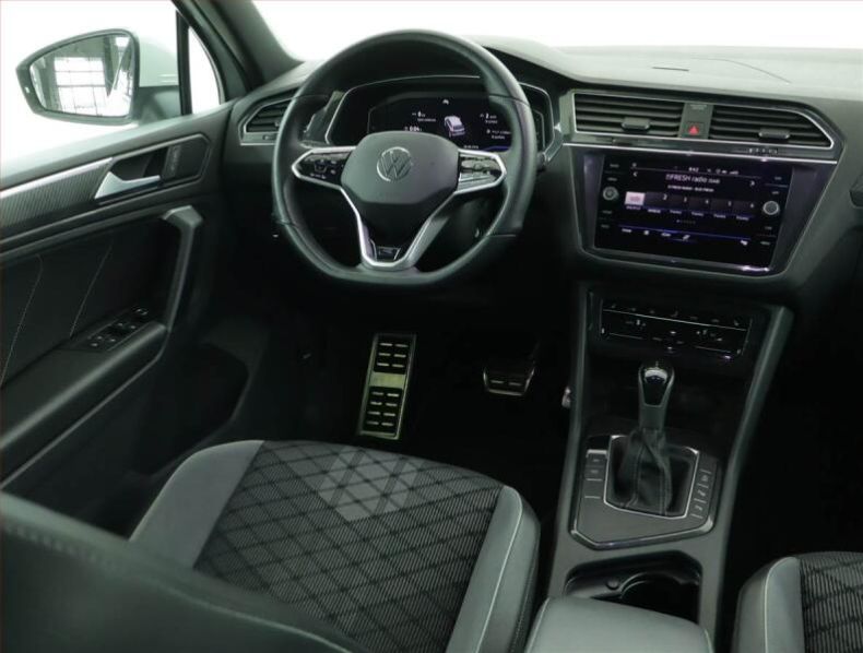 Volkswagen Tiguan - hlavní fotka