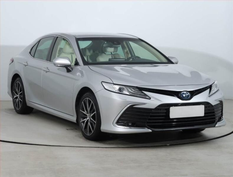 Toyota Camry - hlavní foto