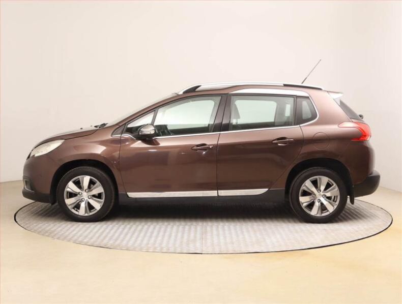 Peugeot 2008 - hlavní fotka