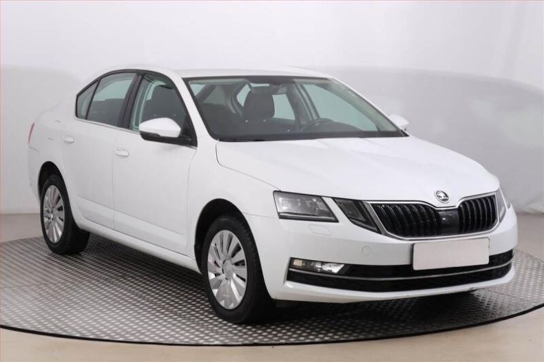 Škoda Octavia - hlavní foto