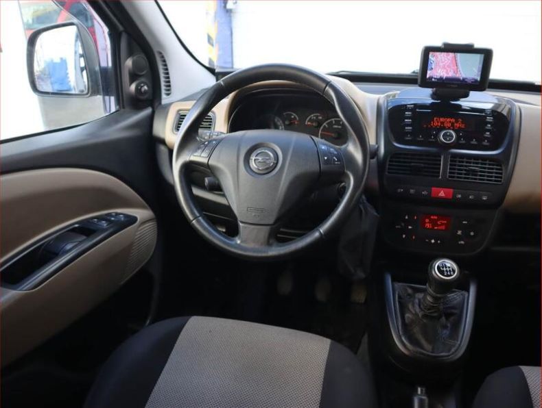 Opel Combo - hlavní fotka inzerátu