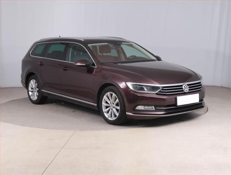 Volkswagen Passat - hlavní fotka inzerátu