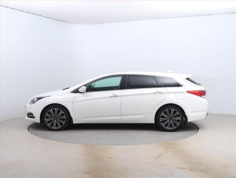 Hyundai i40 - hlavní fotka