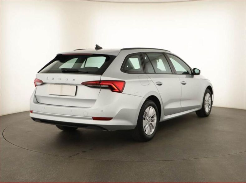 Škoda Octavia - hlavní fotka