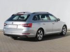 Škoda Superb - fotka číslo 4