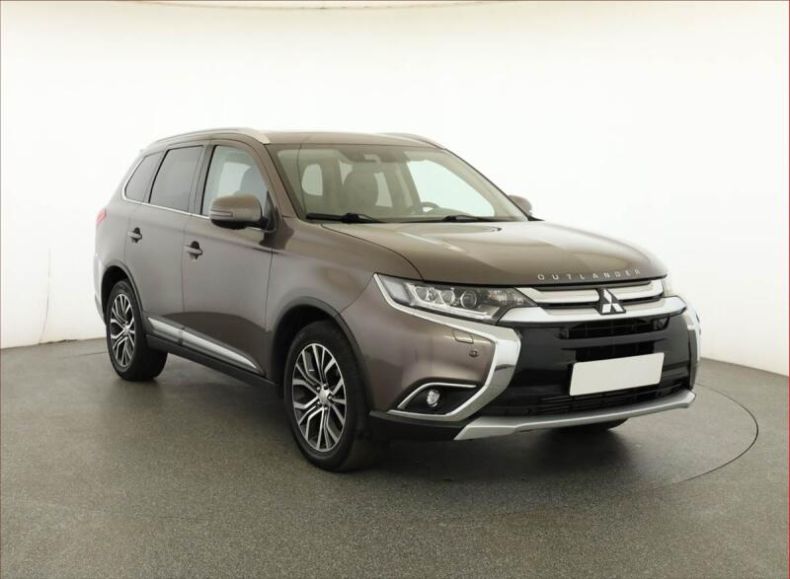 Mitsubishi Outlander - hlavní fotka inzerátu