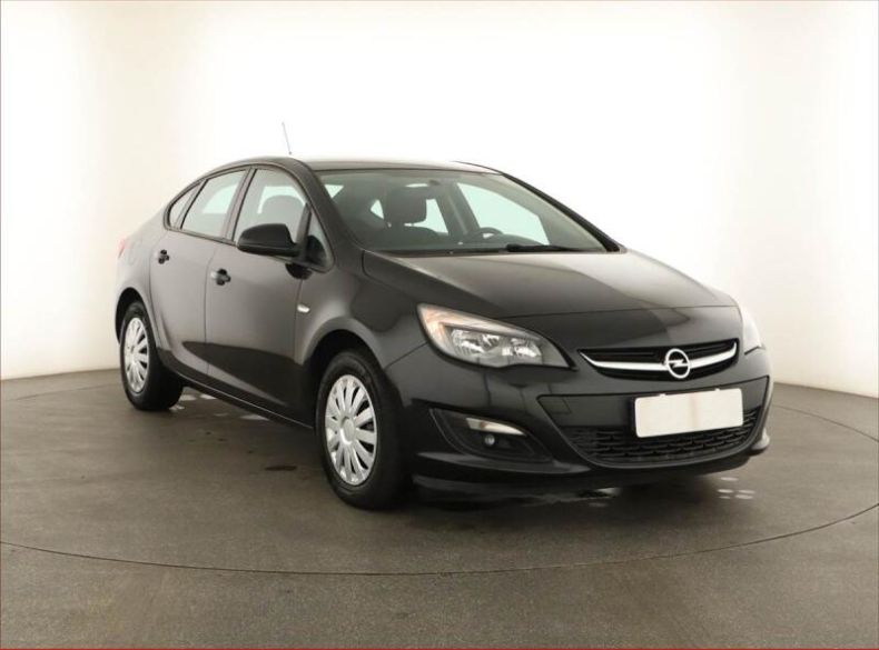 Opel Astra - hlavní fotka inzerátu