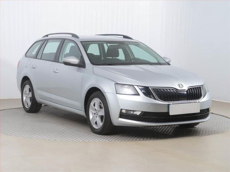 Škoda Octavia - hlavní foto