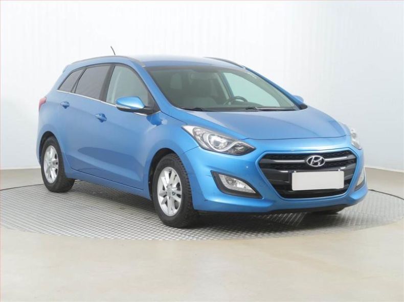 Hyundai i30 - hlavní foto