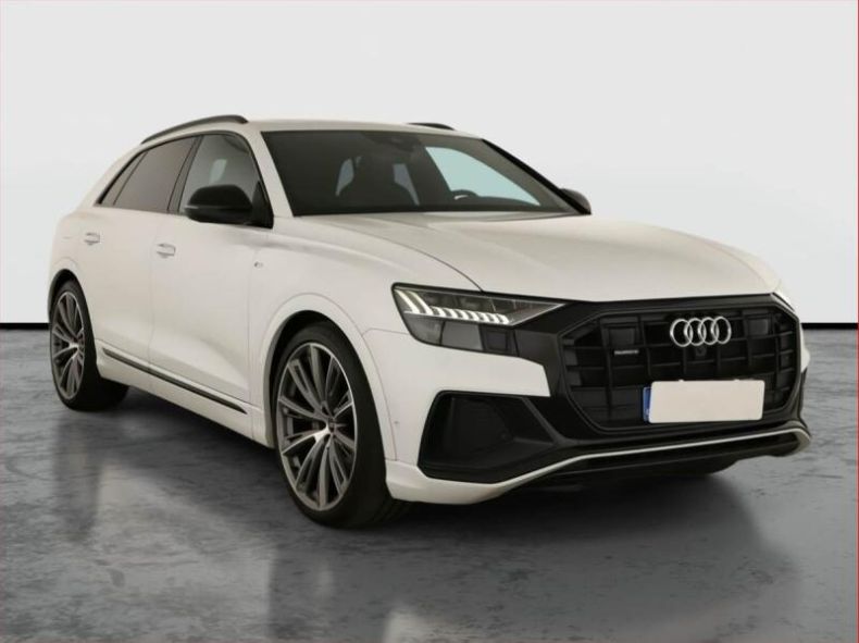 Audi Q8 - hlavní foto