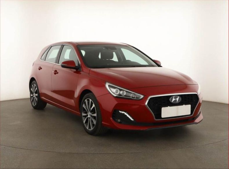 Hyundai i30 - hlavní foto