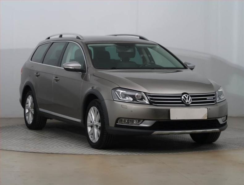 Volkswagen Passat - hlavní foto