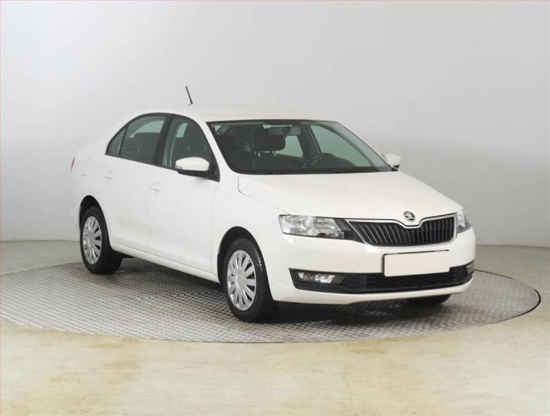 Škoda Rapid - hlavní foto