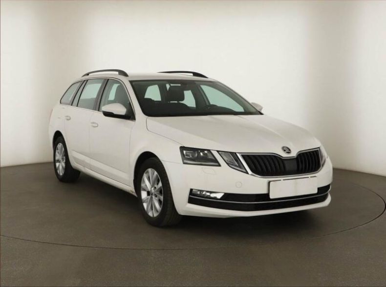Škoda Octavia - hlavní foto