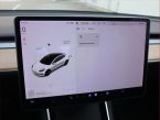Tesla Model 3 - fotka číslo 19